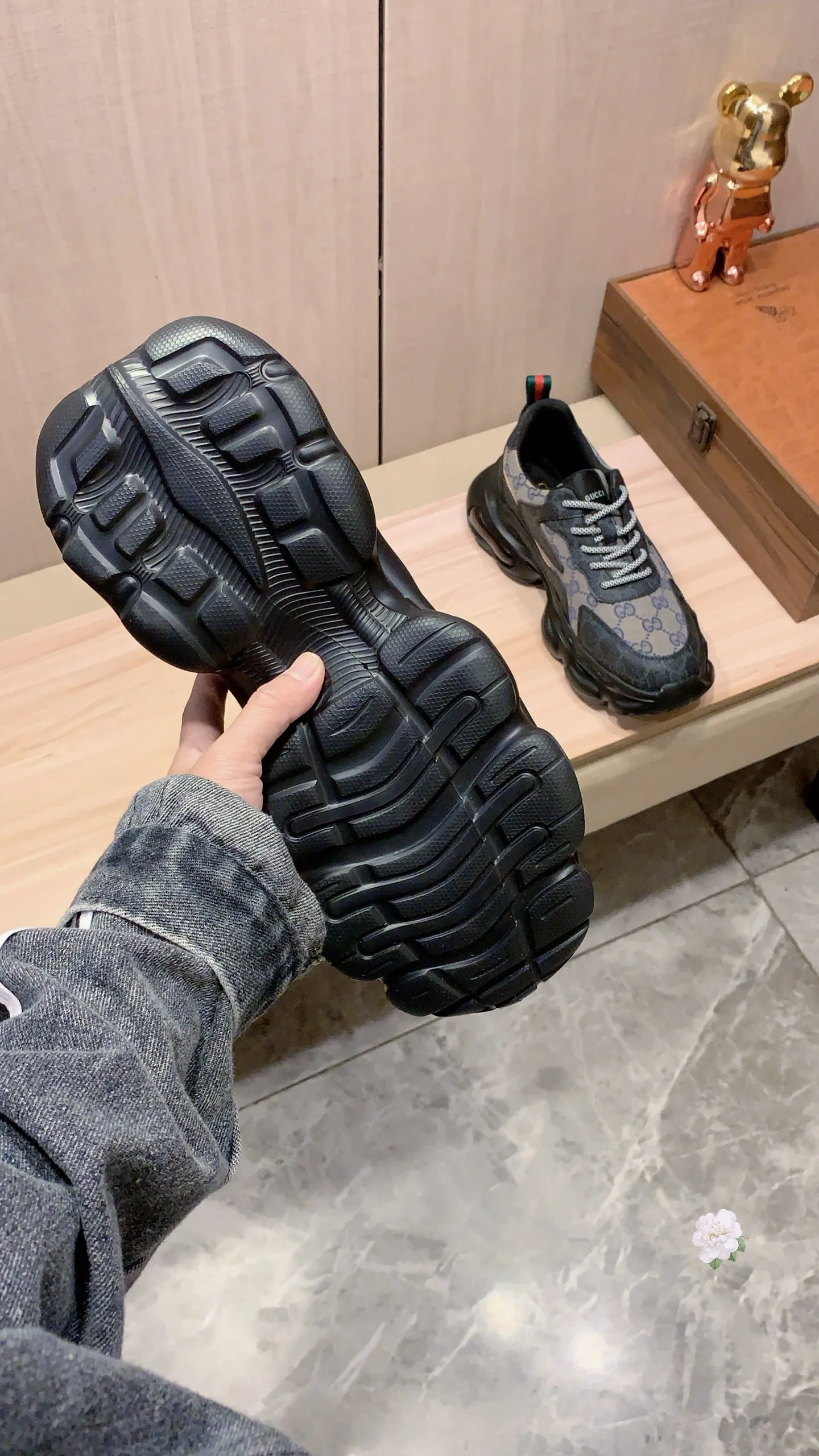 Men's men's shoes💰460💰💰🎩🎩[Lightning][Lightning] "Gucci*" latest • popular casual shoes, top brand [seduce] luxury ~ purchasing agency, top ~ quality. [Strong] The upper is made of imported breathable cowhide with material ➕ breathable sheepskin feet (•) and fine workmanship. The original stylish and stylish soft rubber wear-resistant and non-slip outsole is light and comfortable on the feet. The real thing looks better when photographed. 012: code: 38-44, 4️⃣ colors selected